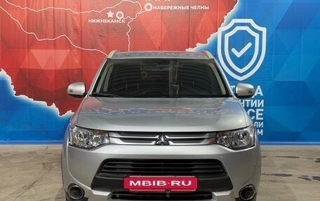 Mitsubishi Outlander III рестайлинг 3, 2014 год, 1 699 900 рублей, 3 фотография