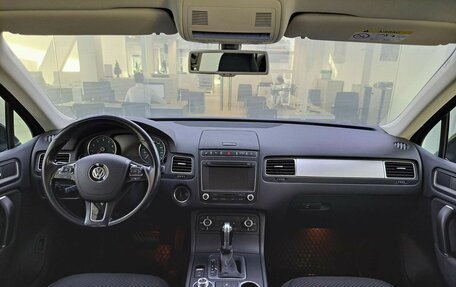 Volkswagen Touareg III, 2015 год, 2 600 000 рублей, 14 фотография