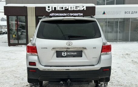 Toyota Highlander III, 2012 год, 2 050 000 рублей, 5 фотография