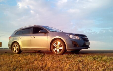 Chevrolet Cruze II, 2013 год, 1 500 000 рублей, 2 фотография