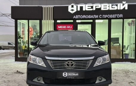 Toyota Camry, 2012 год, 1 290 000 рублей, 2 фотография