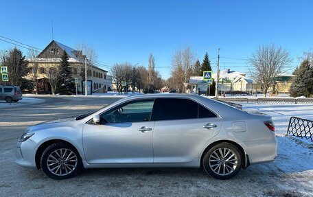 Toyota Camry, 2017 год, 2 370 000 рублей, 2 фотография