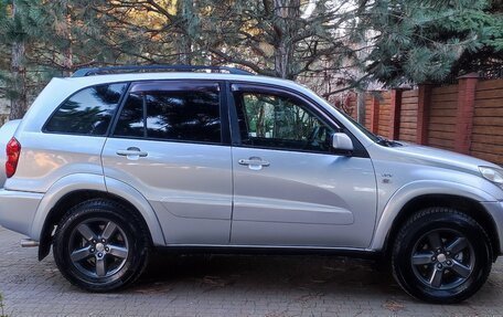 Toyota RAV4, 2004 год, 950 000 рублей, 4 фотография