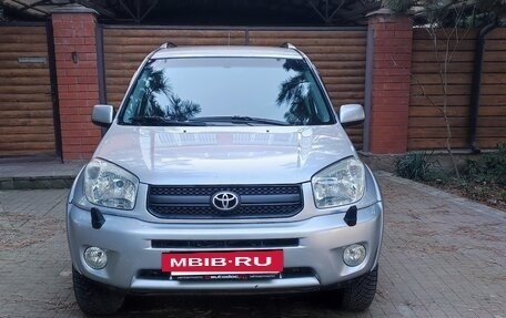 Toyota RAV4, 2004 год, 950 000 рублей, 2 фотография