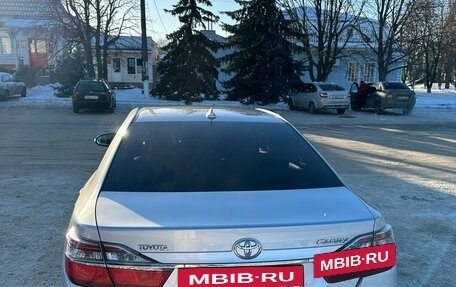 Toyota Camry, 2017 год, 2 370 000 рублей, 3 фотография