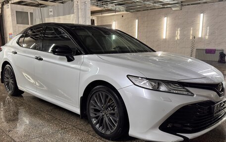 Toyota Camry, 2019 год, 3 050 000 рублей, 1 фотография