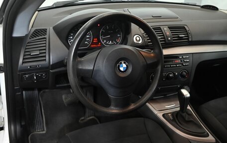 BMW 1 серия, 2011 год, 974 000 рублей, 13 фотография