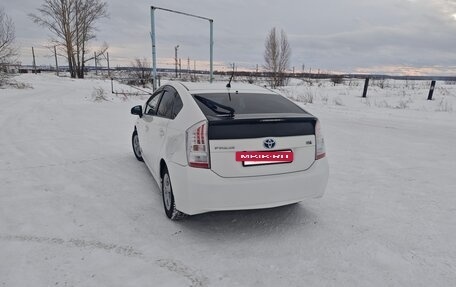 Toyota Prius, 2011 год, 1 280 000 рублей, 4 фотография