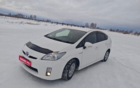 Toyota Prius, 2011 год, 1 280 000 рублей, 3 фотография