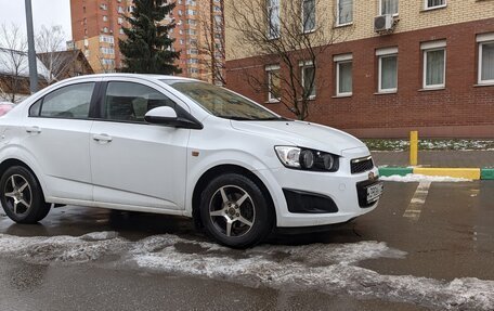 Chevrolet Aveo III, 2014 год, 920 000 рублей, 4 фотография