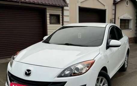 Mazda 3, 2011 год, 1 040 000 рублей, 2 фотография