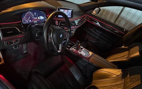 BMW 7 серия, 2018 год, 5 350 000 рублей, 16 фотография