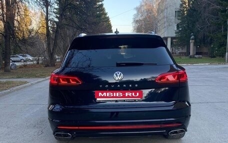 Volkswagen Touareg III, 2018 год, 4 750 000 рублей, 2 фотография