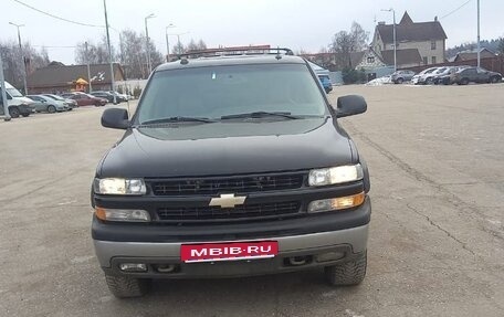 Chevrolet Tahoe II, 2005 год, 700 000 рублей, 1 фотография