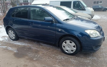 Toyota Corolla, 2005 год, 645 000 рублей, 2 фотография