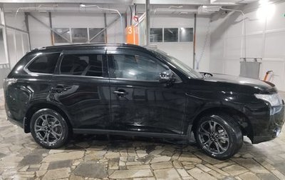 Mitsubishi Outlander III рестайлинг 3, 2013 год, 1 649 000 рублей, 1 фотография