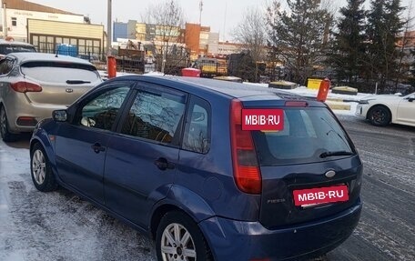 Ford Fiesta, 2005 год, 255 000 рублей, 2 фотография