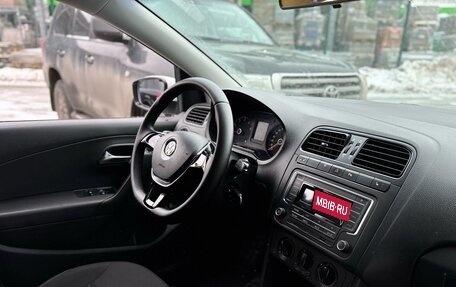 Volkswagen Polo VI (EU Market), 2016 год, 1 040 000 рублей, 17 фотография