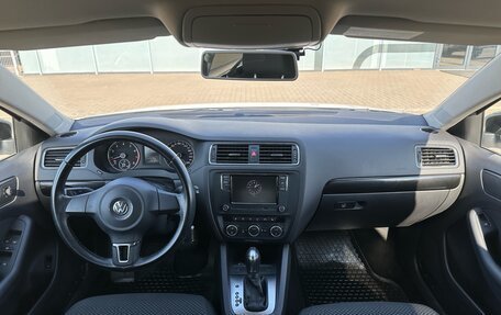 Volkswagen Jetta VI, 2014 год, 1 500 000 рублей, 12 фотография