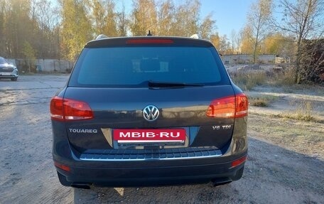 Volkswagen Touareg III, 2011 год, 2 240 000 рублей, 4 фотография