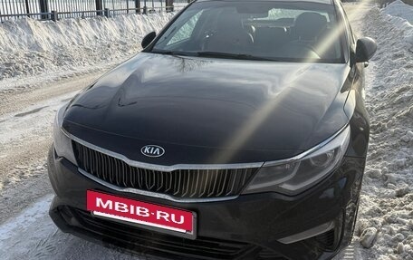 KIA Optima IV, 2018 год, 1 300 000 рублей, 3 фотография