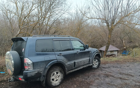 Mitsubishi Pajero III рестайлинг, 2005 год, 1 950 000 рублей, 2 фотография