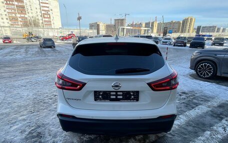 Nissan Qashqai, 2021 год, 2 400 000 рублей, 6 фотография