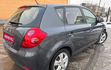 KIA cee'd I рестайлинг, 2009 год, 699 000 рублей, 13 фотография