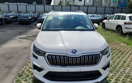 Skoda Kodiaq I, 2023 год, 4 820 000 рублей, 5 фотография