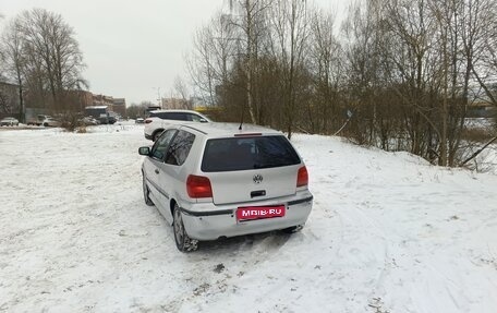 Volkswagen Polo III рестайлинг, 2001 год, 165 000 рублей, 1 фотография