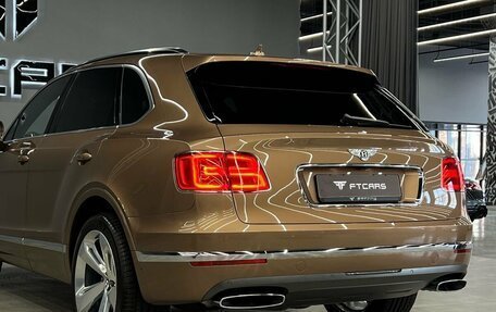 Bentley Bentayga I, 2016 год, 12 174 000 рублей, 8 фотография