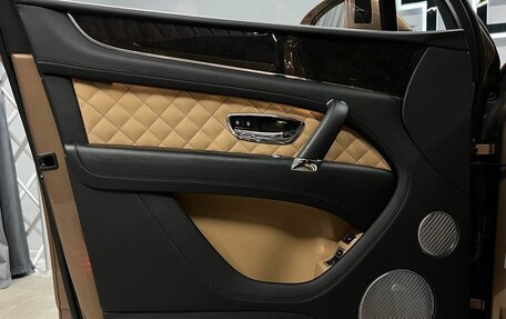 Bentley Bentayga I, 2016 год, 12 174 000 рублей, 14 фотография