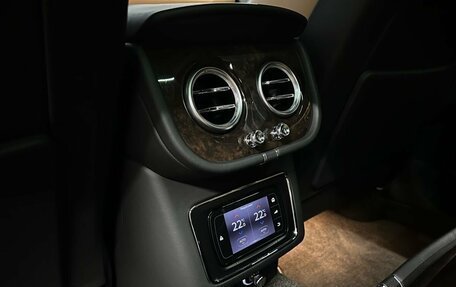 Bentley Bentayga I, 2016 год, 12 174 000 рублей, 31 фотография