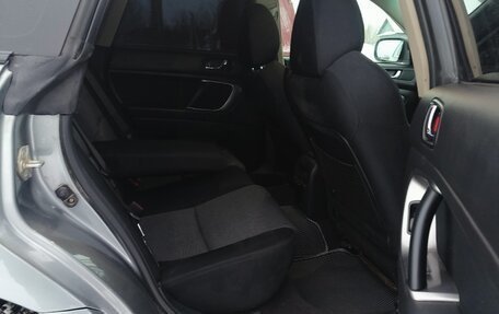 Subaru Legacy IV, 2004 год, 700 000 рублей, 2 фотография