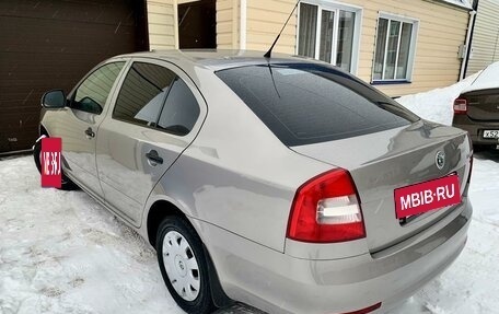 Skoda Octavia, 2010 год, 895 000 рублей, 2 фотография