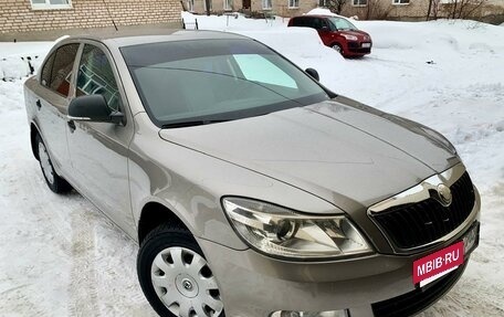 Skoda Octavia, 2010 год, 895 000 рублей, 3 фотография