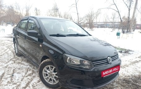 Volkswagen Polo VI (EU Market), 2014 год, 750 000 рублей, 2 фотография