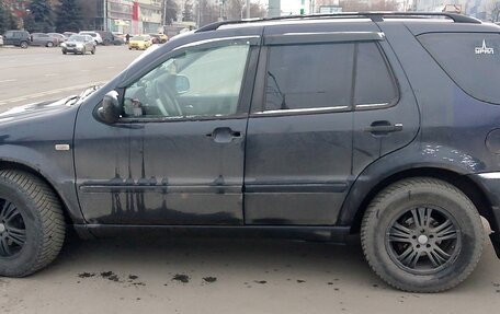 Mercedes-Benz M-Класс, 2000 год, 450 000 рублей, 1 фотография