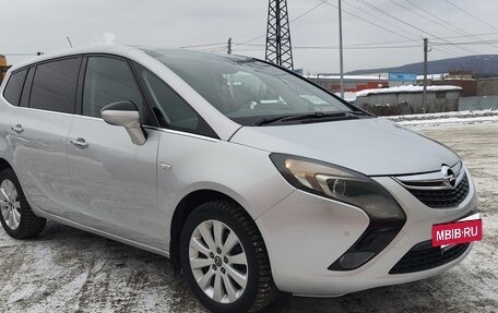 Opel Zafira C рестайлинг, 2012 год, 1 350 000 рублей, 19 фотография