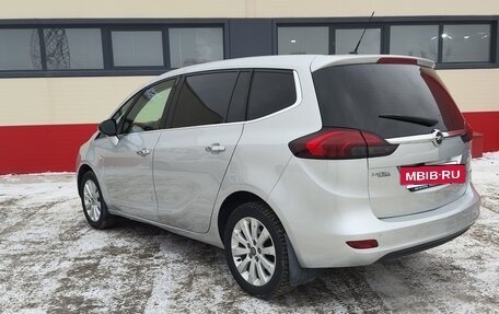 Opel Zafira C рестайлинг, 2012 год, 1 350 000 рублей, 17 фотография