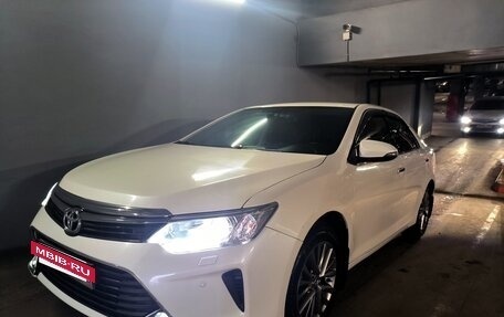 Toyota Camry, 2016 год, 2 190 000 рублей, 10 фотография