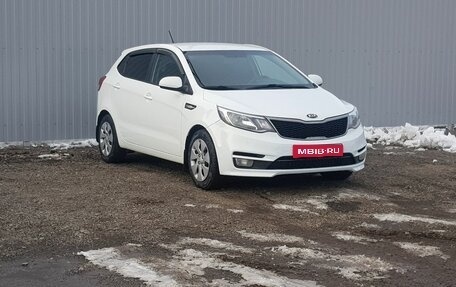 KIA Rio III рестайлинг, 2017 год, 1 095 000 рублей, 1 фотография