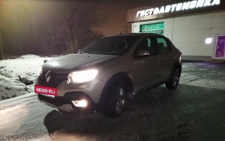 Renault Logan II, 2019 год, 855 000 рублей, 2 фотография