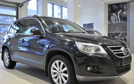 Volkswagen Tiguan I, 2010 год, 1 035 000 рублей, 2 фотография