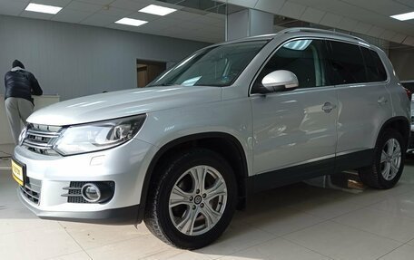 Volkswagen Tiguan I, 2012 год, 1 317 950 рублей, 6 фотография