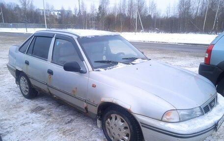 Daewoo Nexia I рестайлинг, 2004 год, 90 000 рублей, 2 фотография