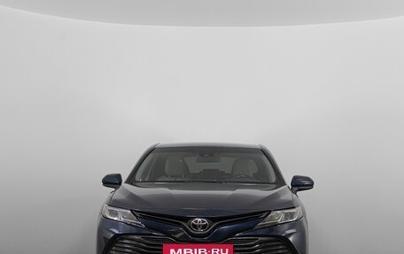 Toyota Camry, 2020 год, 2 489 000 рублей, 2 фотография