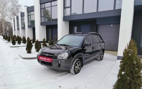 Hyundai Tucson III, 2005 год, 915 000 рублей, 2 фотография