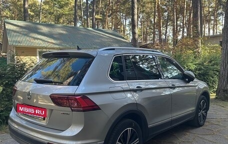 Volkswagen Tiguan II, 2018 год, 3 190 000 рублей, 4 фотография