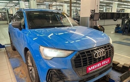 Audi Q3, 2019 год, 2 697 000 рублей, 16 фотография